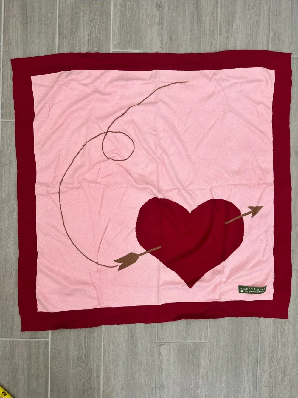Amber Hagen 90/10 Cotton Cashmere Blend Heart and Arrow Knit Throw Blanket